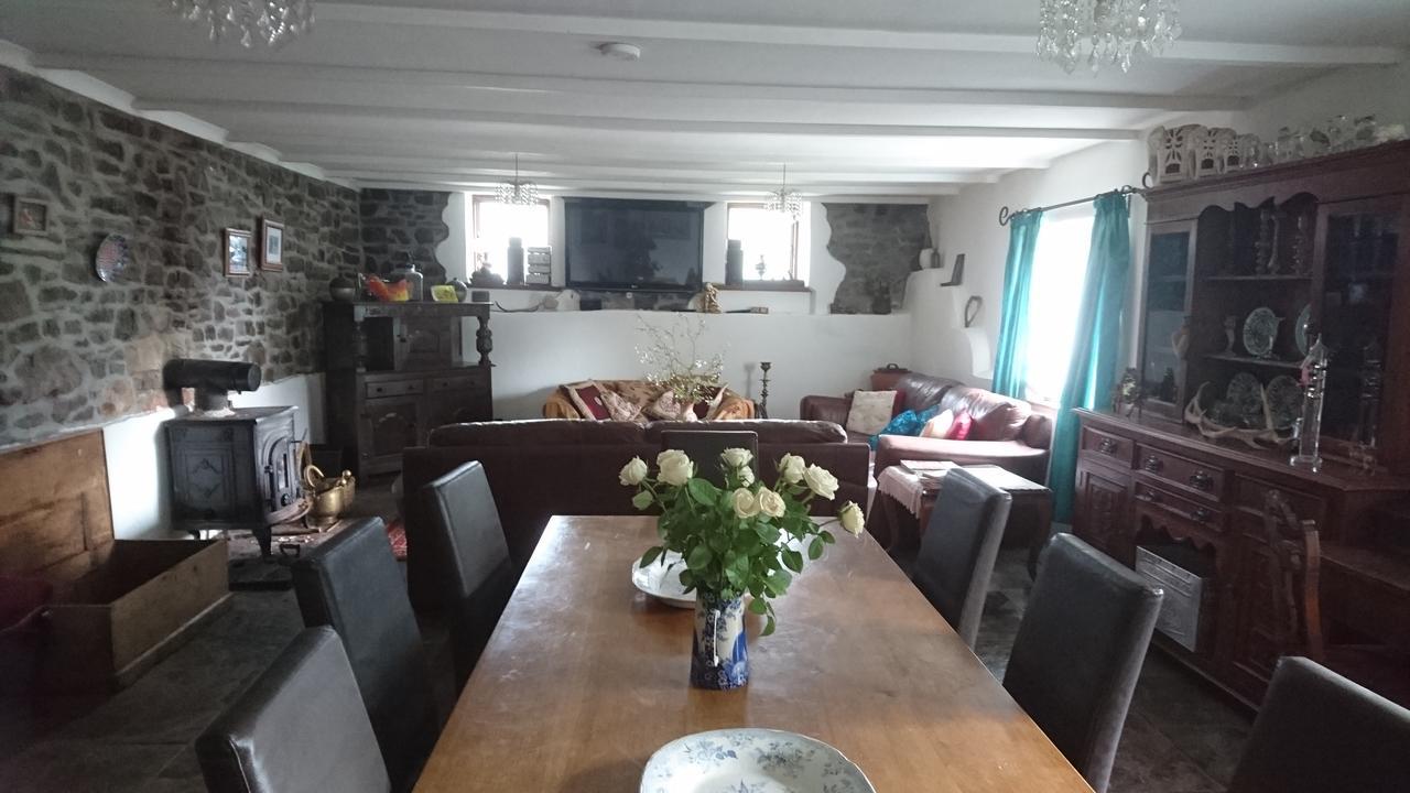 Middle Mill Bed & Breakfast Kidwelly Exterior photo